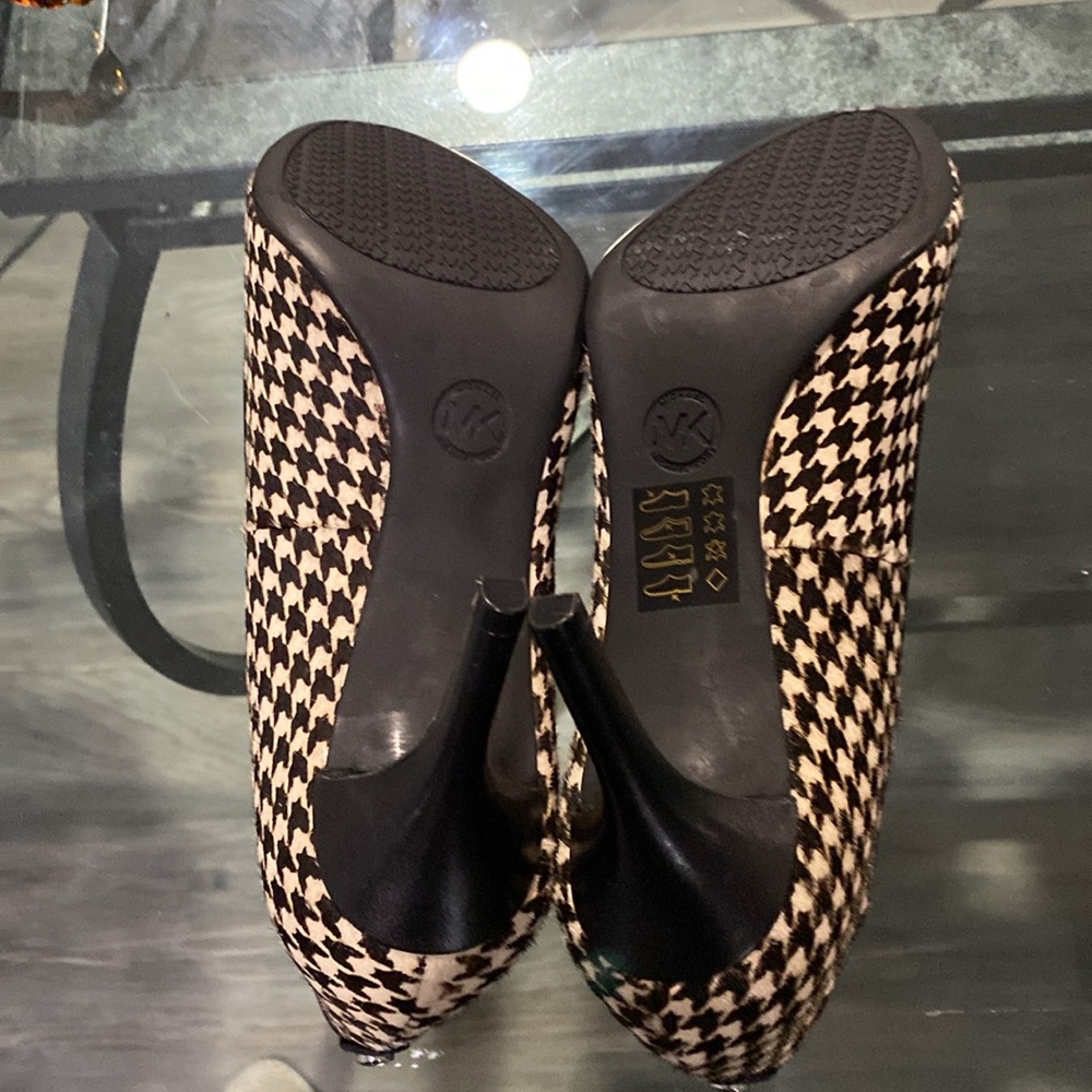 NWT designer women’s 3 1/2 inch heels - horsehair patterned shoes - Picture 7 of 7
